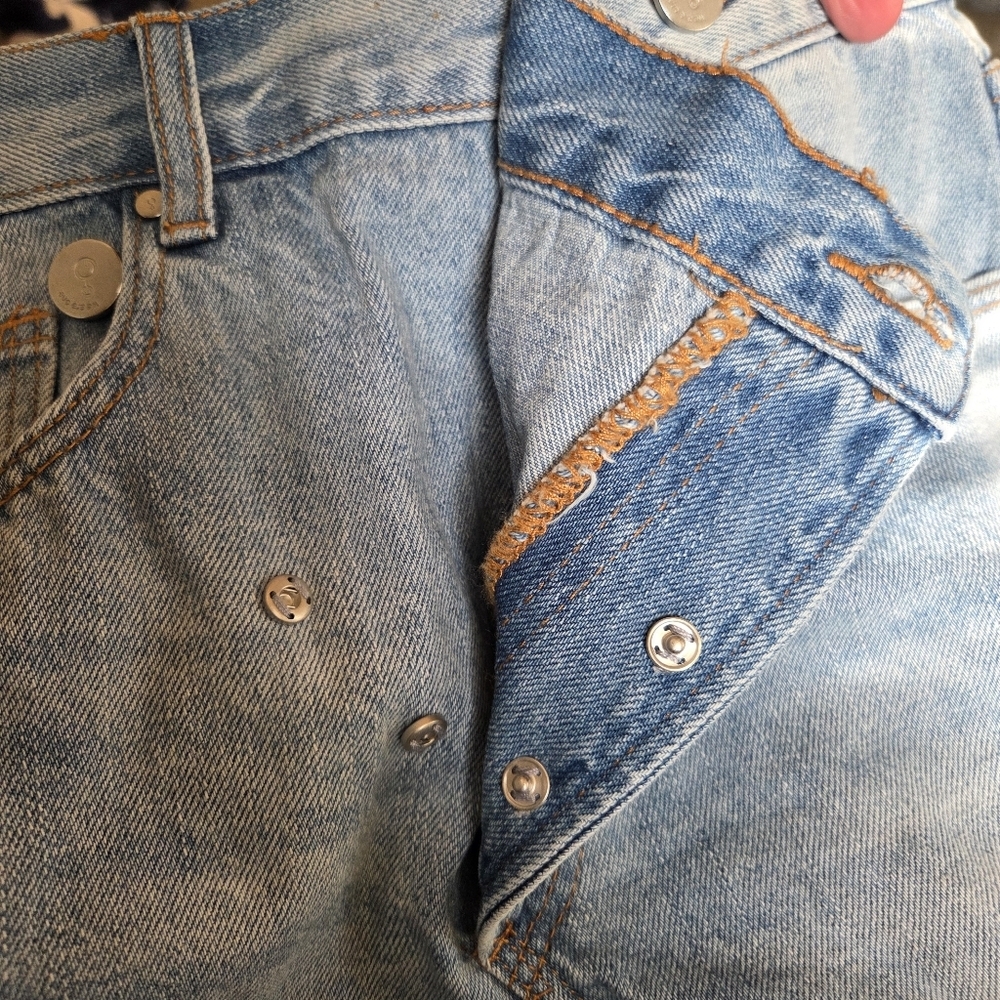 Insane Gene Light Wash Hi Rise Crossover Shorts Size Small - Picture 12 of 16